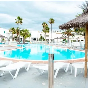 https://relax-en-puerta-del-sol-caleta-de-fuste.in-canary-islands.com